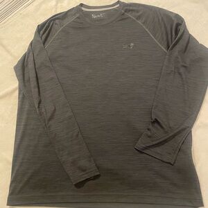 Under Armour Men's Gray Long Sleeve Exercise Shirt